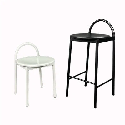 Stóil Barra Cruach Miotail Dubh le Déanann